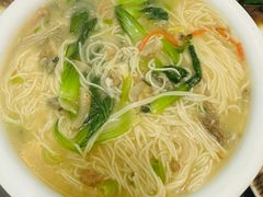 -三姐妹·海鲜大排档