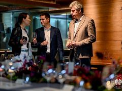 -新荣记(BFC外滩金融中心店)