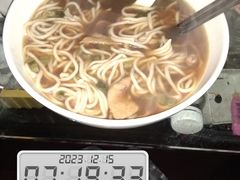 经典片儿川-咬不得高祖生煎·简餐(金逸影城店)