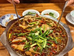 -乡土特色.冷锅鱼.牦牛肉汤锅