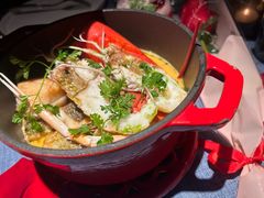 -弦月窗LUNETTE BY AMANDA(复兴路店)