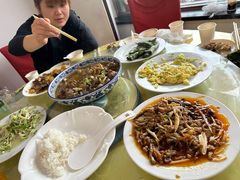 -华龙特色大骨鸡农家菜馆