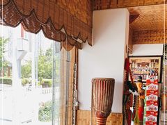 靠窗位-傣家寨花园主题餐厅