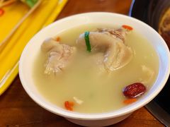 -串门邻居串串火锅(云南南路店)