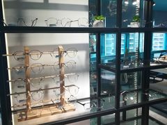 -Trend1881视光·蔡司视觉(领展广场店)