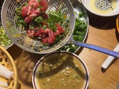 -洱火云南酸菜牛肉火锅(石景山当代商城店)