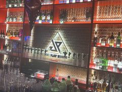 -UP嘻哈酒吧(粉巢店)