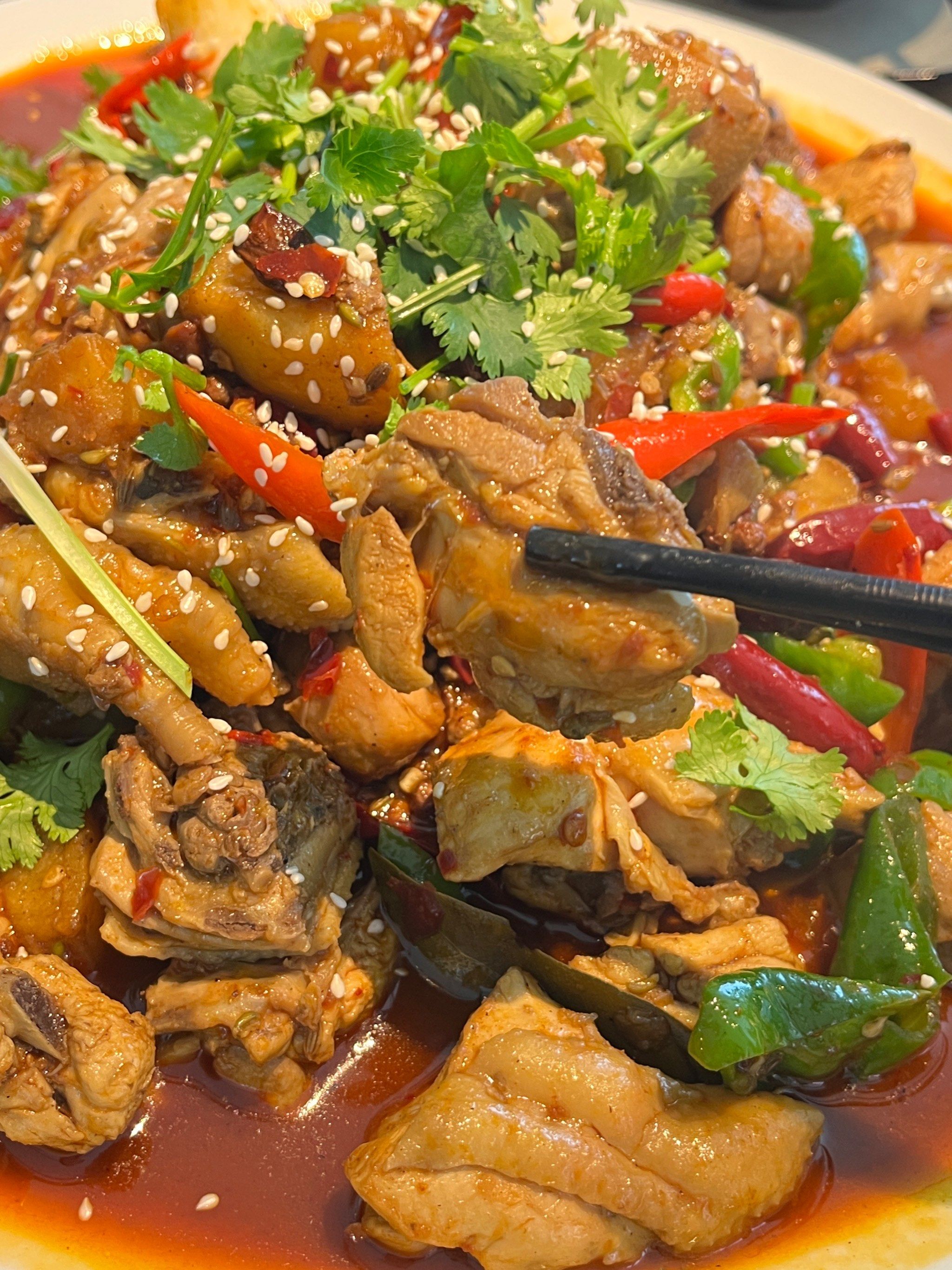 谁能拒绝这满口香辣的大盘鸡