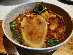 -肖肖酸萝卜鱼火锅(总店)