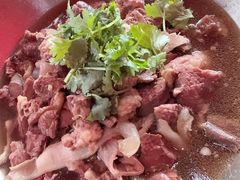 -大众跷脚牛肉馆·非遗传承单位(峨眉山店)