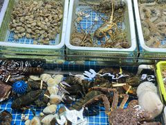 -霞涌市场海鲜摆卖区