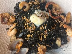 黑色系低温蛋海鲜饭-LYFATTI 莱芙缇(赣水路店)