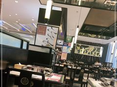 大堂-江边城外烤全鱼(世茂广场店)