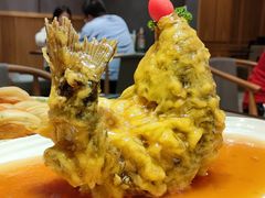 糖醋鲤鱼-闫府私房菜·百年鲁菜(恒隆店)