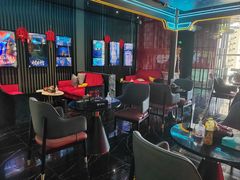 -屋有岛沉浸游戏旗舰店(中山公园店)