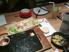 -必胜客(新中纬店)
