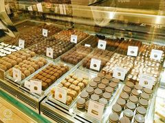 -VENCHI 闻绮(北京国贸商城店)