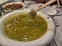 -渝君重庆火锅(嘉宾路店)