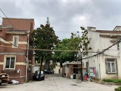 -联华超市(哈密路店)