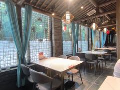 -乔家小院•非遗驴肉•本地小海鲜(滨河路店)