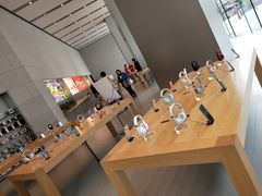 -Apple零售店(华贸购物中心店)