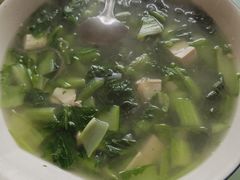 小白菜豆腐汤-虹海圣肉饼店家常菜馆