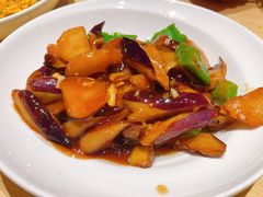 -关东小磨东北菜(上海长风大悦城店)