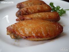 半价的鸡翅-必胜客(证大大拇指店)