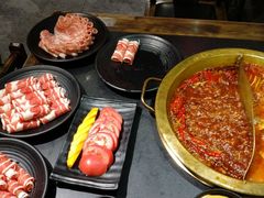-沸炉重庆老火锅(军事博物馆店)