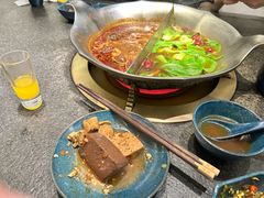 -湊湊火锅·茶憩(打浦桥日月光店)