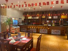 -新侗家食府(蟠桃宫店)