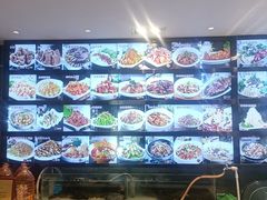 -吴记酱骨炖菜馆(康安路店)