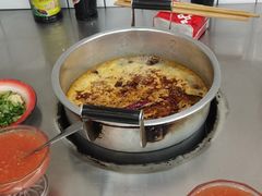 -咏勝锑锅麻辣烫(净居寺路总店)