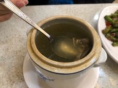 -明记港式烧腊茶餐厅(下沙店)