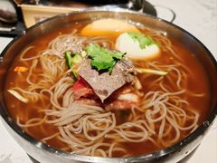 -关东小磨东北菜(漕河泾印象城店)