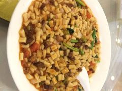 马尔龙新疆饭店(瑞景店)-马尔龙新疆饭店·清真(瑞景店)