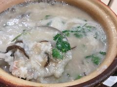 蚝仔瘦肉粥-潮汕砂锅粥