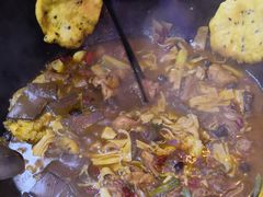 -曹丞相·地锅鸡·地锅鱼(武林店)