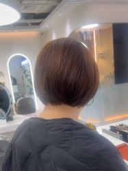 -DO A HAIRSTYLE