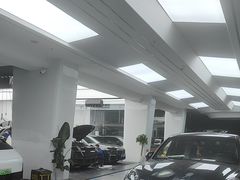 -龙膜耐卡汽车贴膜改装旗舰店(火车南站店)
