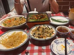 -老郑家东北春饼(龙悦居店)
