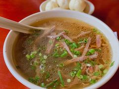 牛肉粉丝-佬钱湾仔(衣裳街店)
