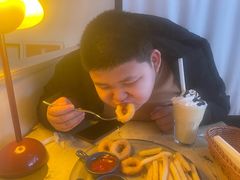 -北平花园·MUA摩造汉堡·北平咖啡(南锣鼓巷胡同店)