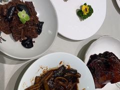 响油鳝丝-蝶园·装修中(BFC外滩金融中心店)