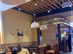 大堂-民间粮仓重庆菜(金银潭永旺店)