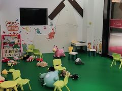 -雅悦齿科(顾村公园店)