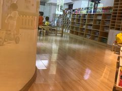 -乐融儿童之家早教托育(武昌校区)