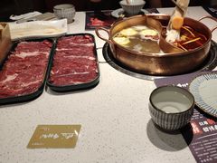 -牛村来人潮汕牛肉火锅(西单店)