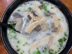 -津津老鸭粉丝馆(正东路店)