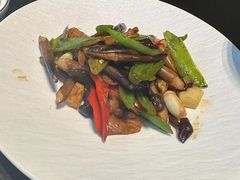 -翕间食·精致淮扬菜(江苏大剧院店)